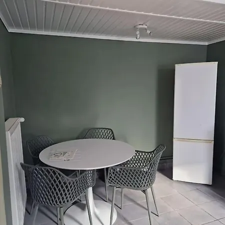 Petite Maison Chaleureuse