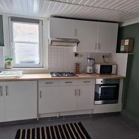 Petite Maison Chaleureuse
