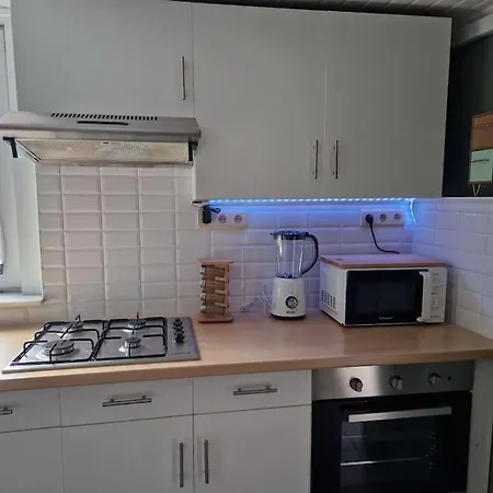 Petite Maison Chaleureuse *
