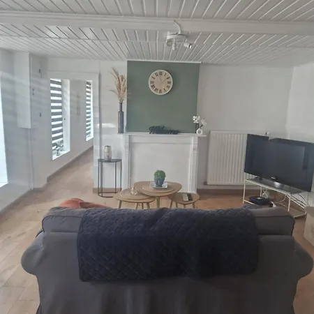 Ferienhaus Petite Maison Chaleureuse Leuze-en-Hainaut